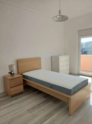 Apartamento T4 Laranjeiro