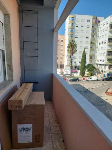 Apartamento T4 Laranjeiro