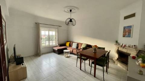 Apartamento T3 na Quinta de Cima