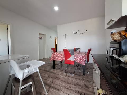 T3 Remodelado em Paio Pires