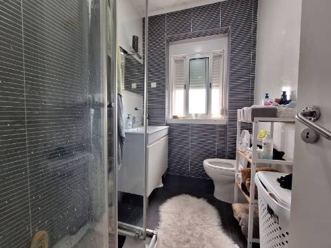 T3 Remodelado em Paio Pires