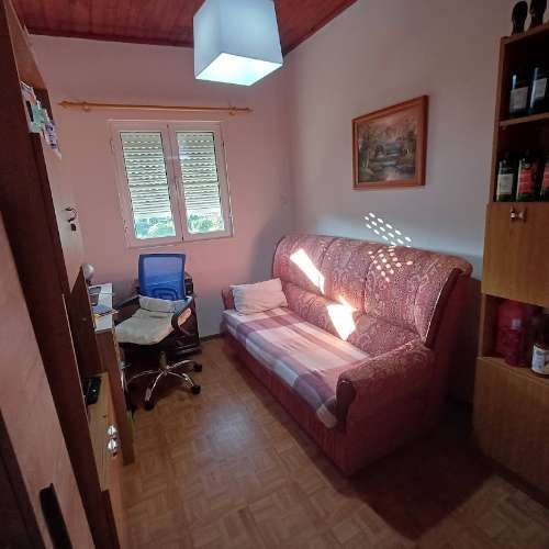 Moradia Independente com dois pisos