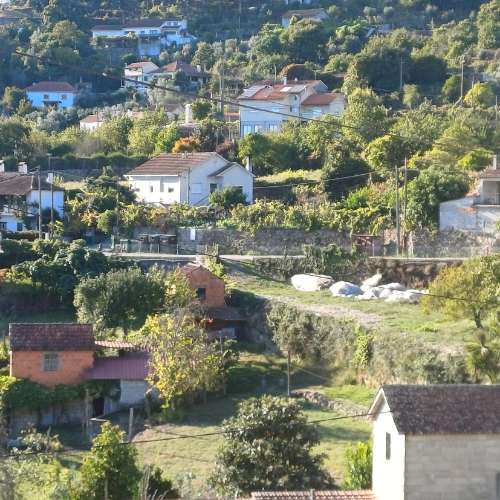 Moradia Independente com dois pisos