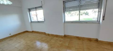 Apartamento T2+1 Casal do Marco