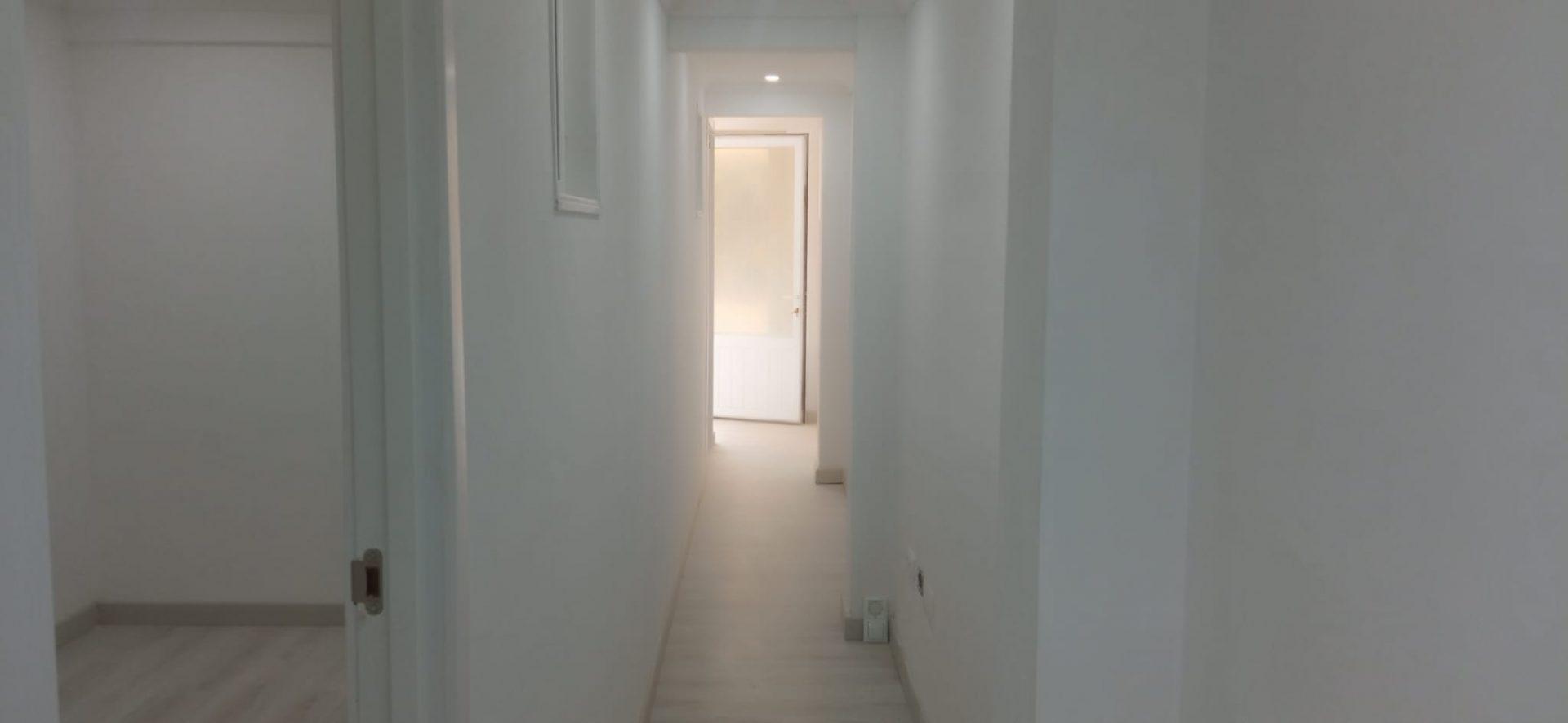 Loja transformada em habitação Vale de Milhaços