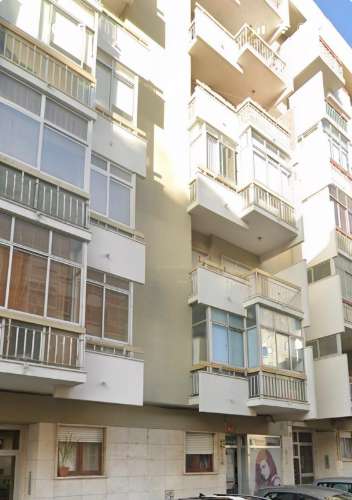 Apartamento T2 remodelado Oeiras