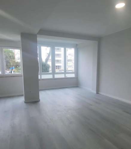 Apartamento T2 remodelado Oeiras