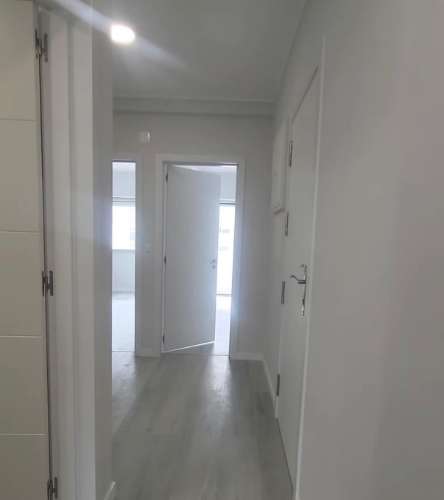 Apartamento T2 remodelado Oeiras