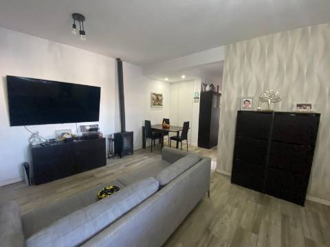 Terreno com duas moradias - Fernão Ferro | 380m²