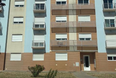 Apartamento T1 na Quinta da Courela - Conforto, Tranquilidade e Excelente Localização!