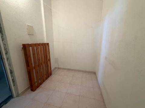 Apartamento T0 na Quinta da Courela - Conforto, Tranquilidade e Excelente Localização!