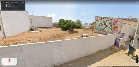 Terreno p/ construção a 500mts da Praia em Quarteira