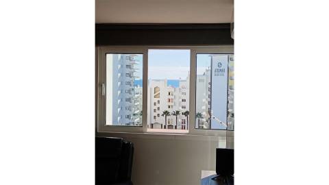 Apartamento T1 com vista de mar a 2 minutos da praia a pé
