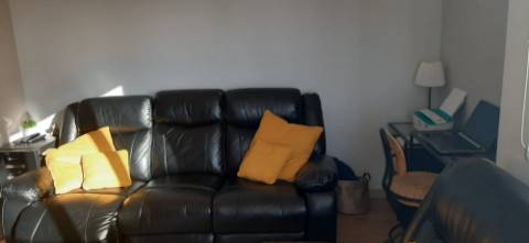 Apartamento T1 com vista de mar a 2 minutos da praia a pé
