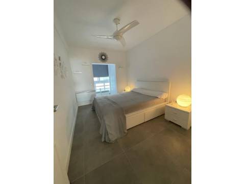 Apartamento T2 na 1º linha, em Quarteira