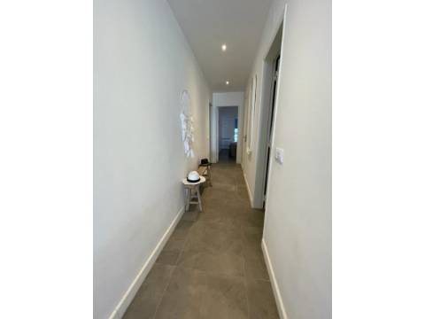 Apartamento T2 na 1º linha, em Quarteira