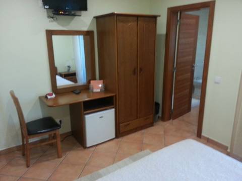 Paradisiaco hotel rural em Sáo Brás de Alportel, localizado no topo de uma colina com vista mar