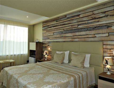 Paradisiaco hotel rural em Sáo Brás de Alportel, localizado no topo de uma colina com vista mar