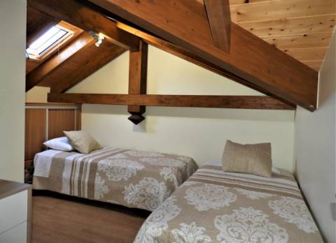 Paradisiaco hotel rural em Sáo Brás de Alportel, localizado no topo de uma colina com vista mar