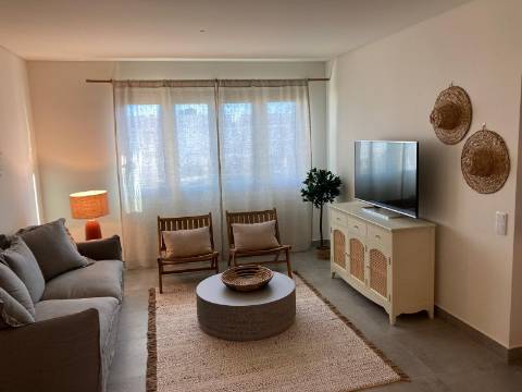 T2 em condomínio com piscina em vilamoura