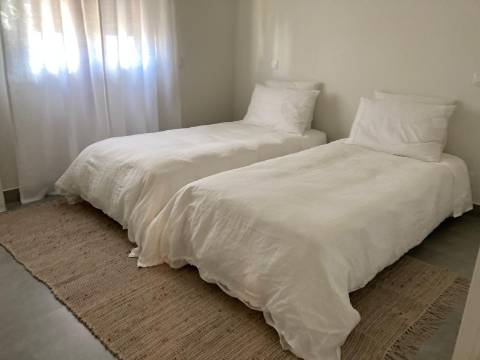 T2 em condomínio com piscina em vilamoura