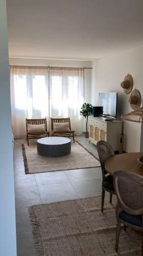 T2 em condomínio com piscina em vilamoura