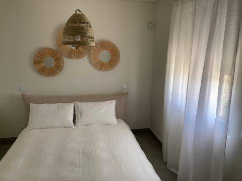 T2 em condomínio com piscina em vilamoura