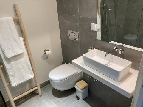 T2 em condomínio com piscina em vilamoura