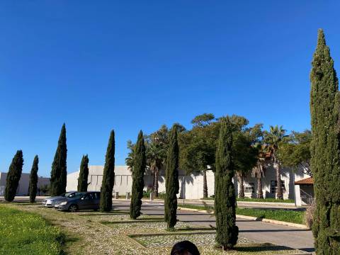 T2 em condomínio com piscina em vilamoura