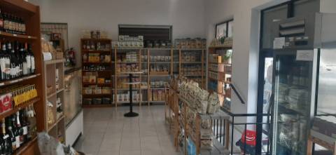 Mercearia à Venda de negocio (trespasse) em Quarteira 1 min da Praia