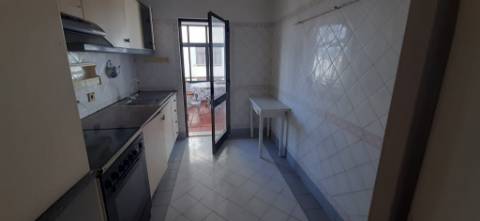 T2 quinta do Romão para remodelar