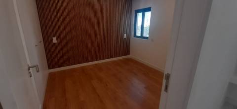 Apartamento T2 1º linha de mar