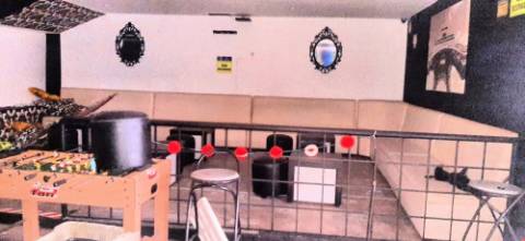 Uma discoteca e um bar , situado numa localização coração de Vilamoura.
