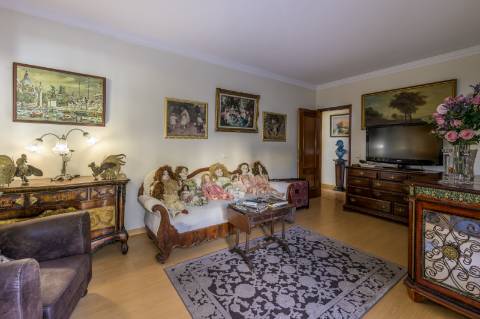 Apartamento T3 em Portimão - Oportunidade Imperdível!
