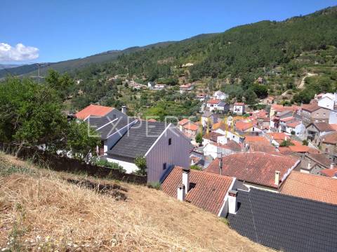 Lote de terreno urbano, infraestruturado e bonitas vistas