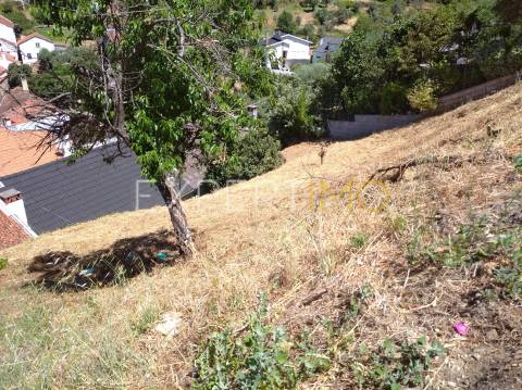 Lote de terreno urbano, infraestruturado e bonitas vistas