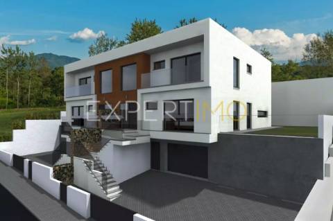 Moradia T4 Arquitetura Moderna à venda em Seia na Serra da Estrela
