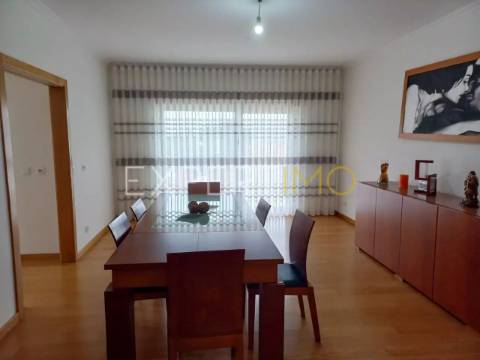 Moradia Imponente, T5 à venda em Seia na Serra da Estrela