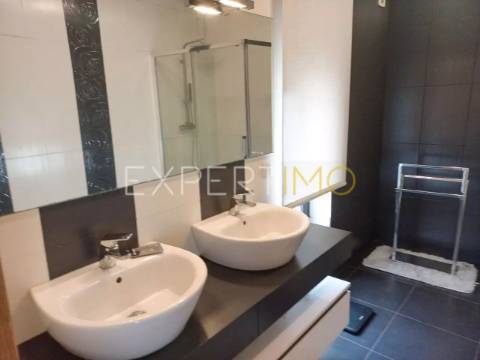 Moradia Imponente, T5 à venda em Seia na Serra da Estrela