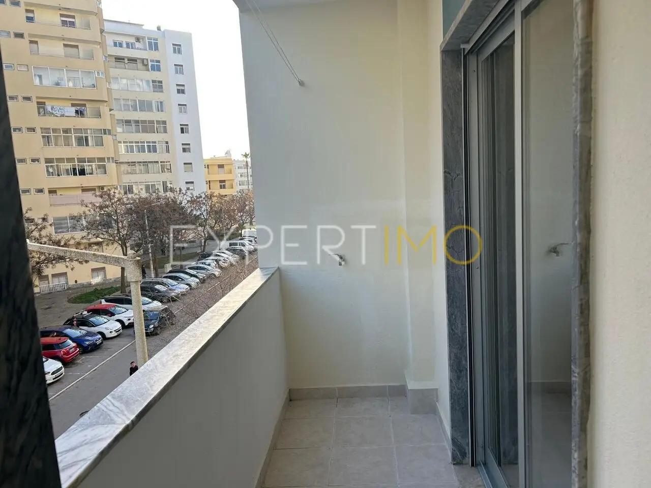 Apartamento T2 Renovado - Faro