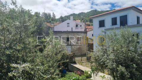 Pequena casa em Aldeias, Serra Estrela