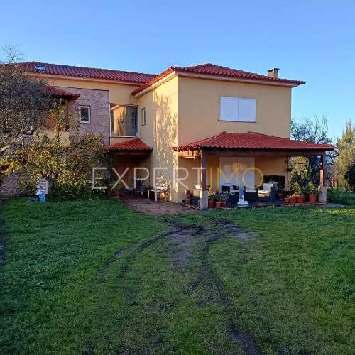 Quinta, moradia premium e terreno em Parque Natural Serra Estrela