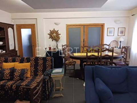 Quinta, moradia premium e terreno em Parque Natural Serra Estrela