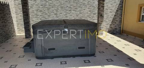 Moradia Isolada T5 com piscina