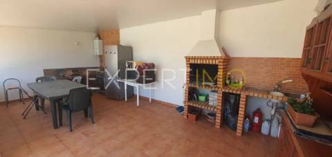 Moradia Isolada T5 com piscina