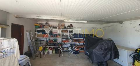 Moradia Isolada T5 com piscina