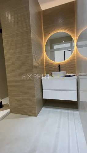 Apartamento T2 com vista de rio