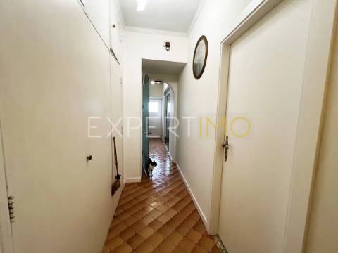 Moradia T4 com 278m2 com jardim e espaço externo, Bairro Norton de Matos, Coimbra