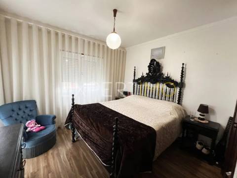 Moradia T4 com 278m2 com jardim e espaço externo, Bairro Norton de Matos, Coimbra