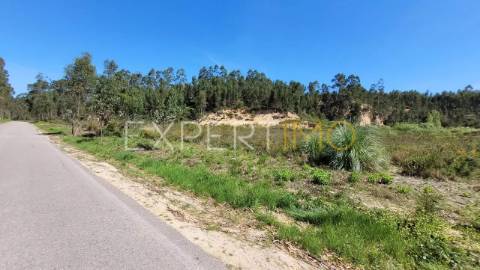 Terreno Urbano com projeto aprovado para armazém